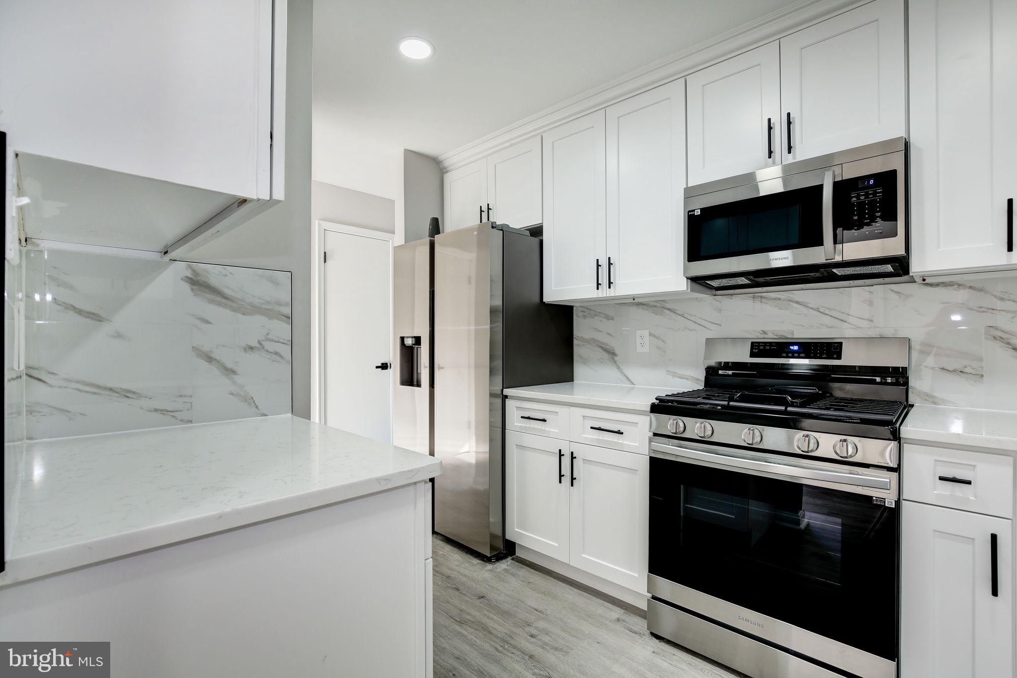 BERKELEY VILLAGE - Residential