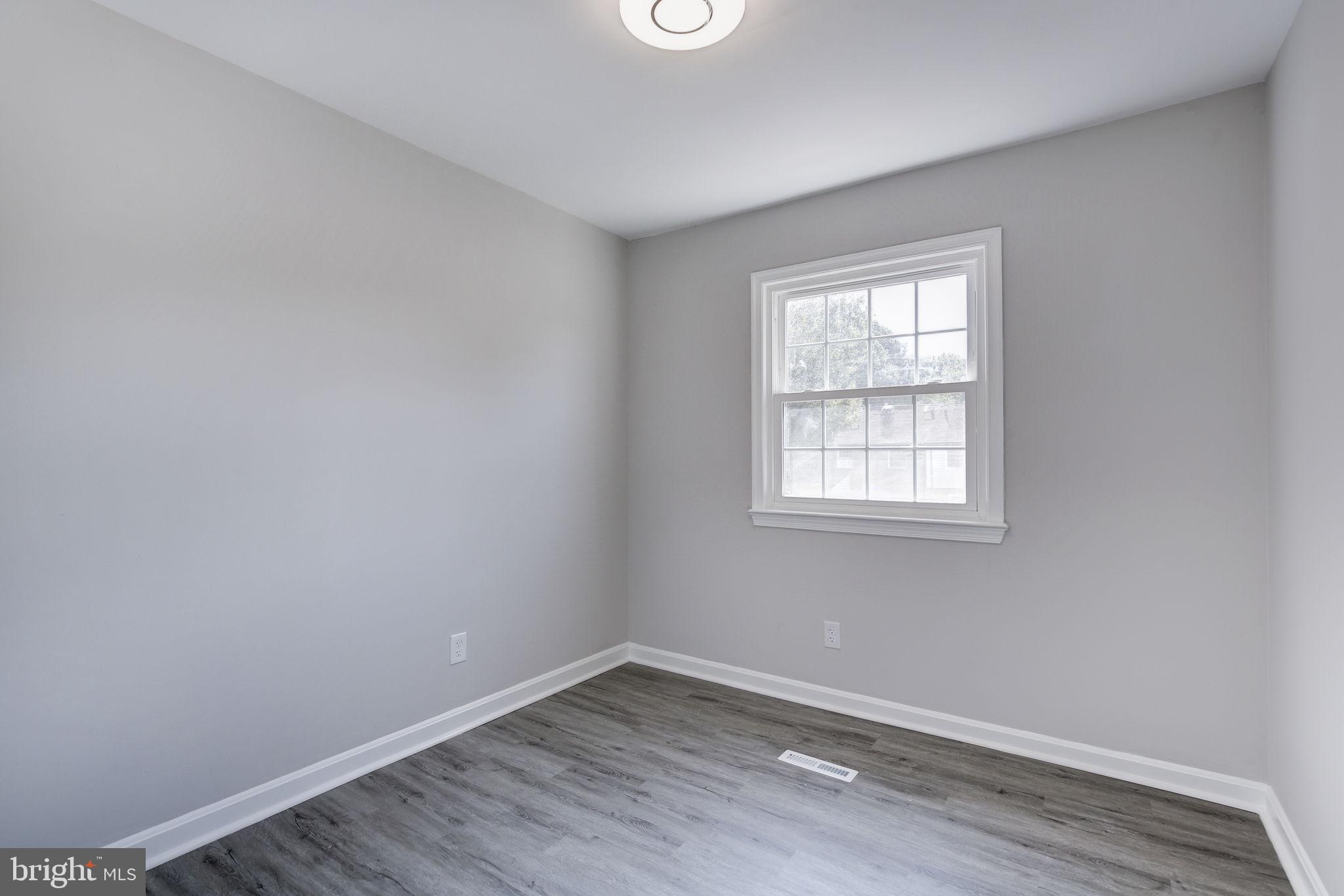 BERKELEY VILLAGE - Residential