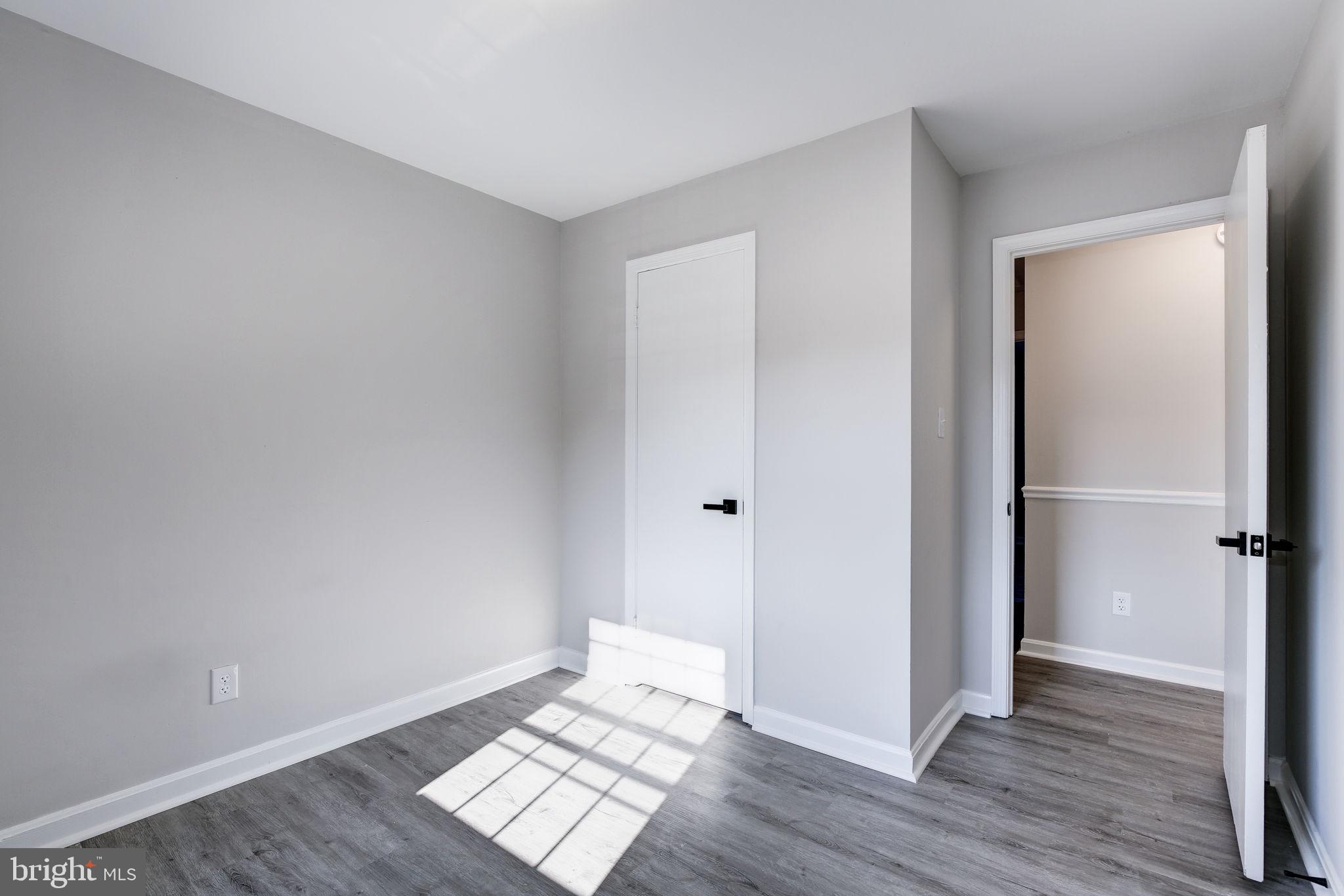 BERKELEY VILLAGE - Residential