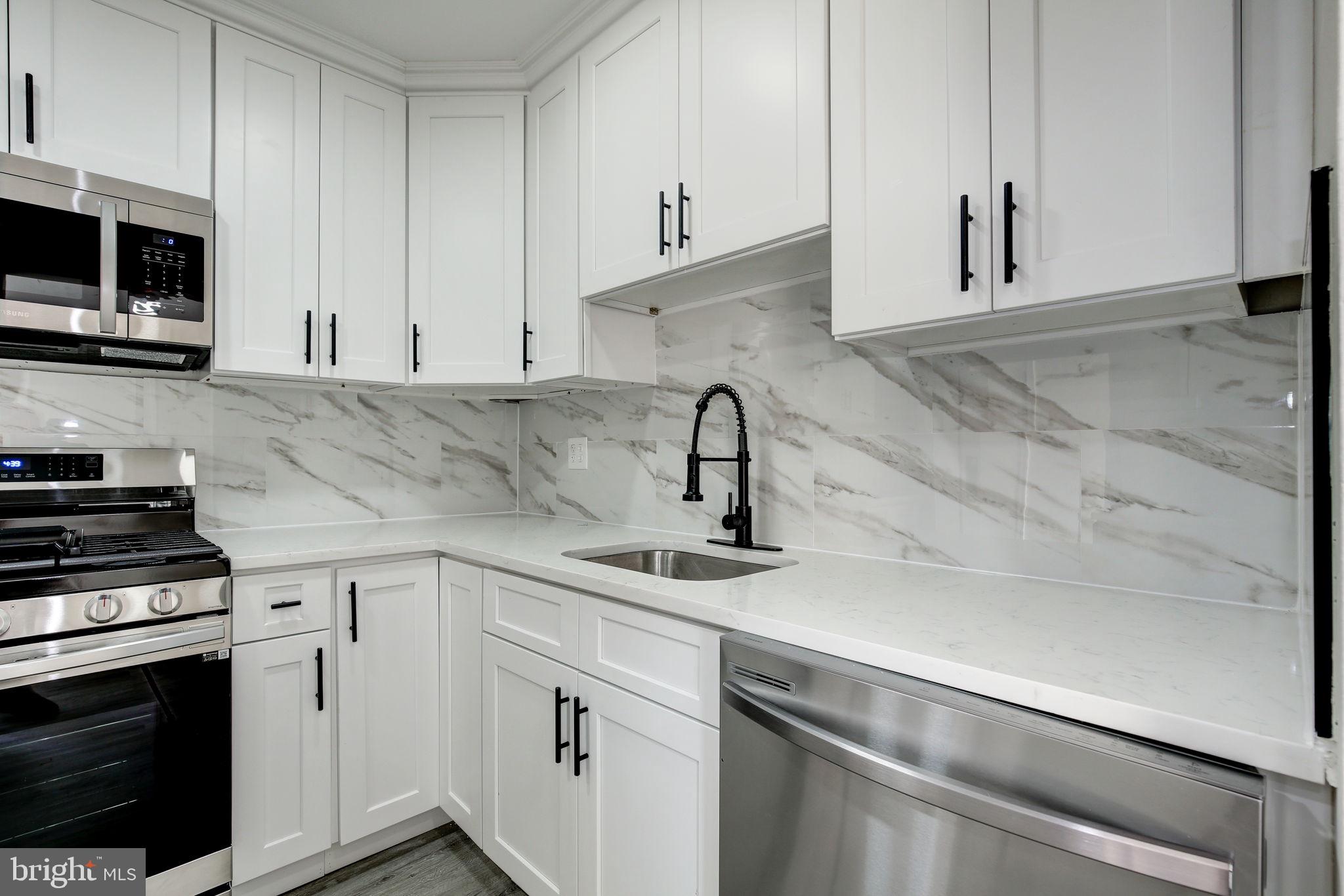 BERKELEY VILLAGE - Residential