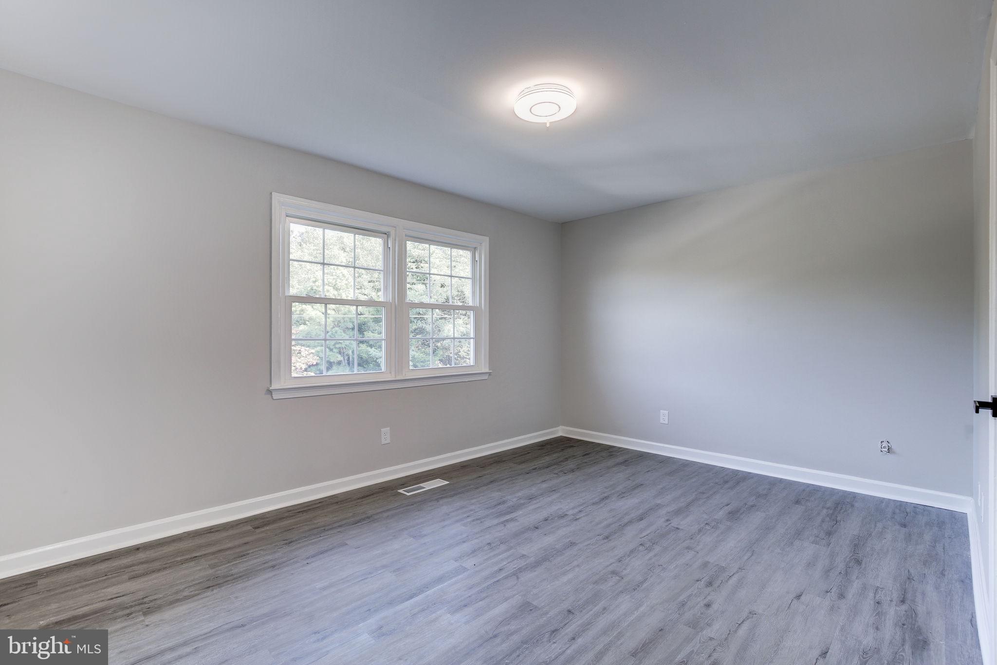 BERKELEY VILLAGE - Residential