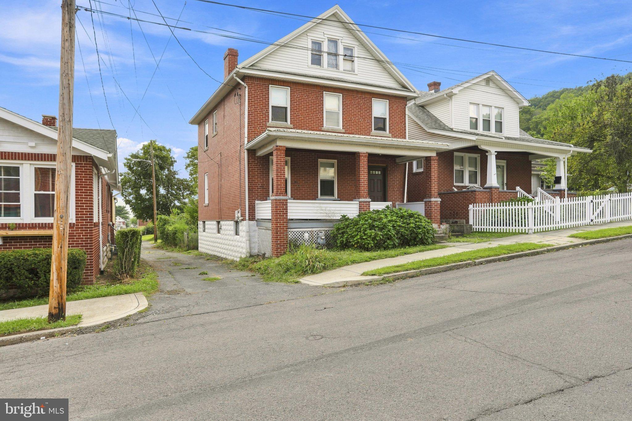 508 PEARRE AVENUE