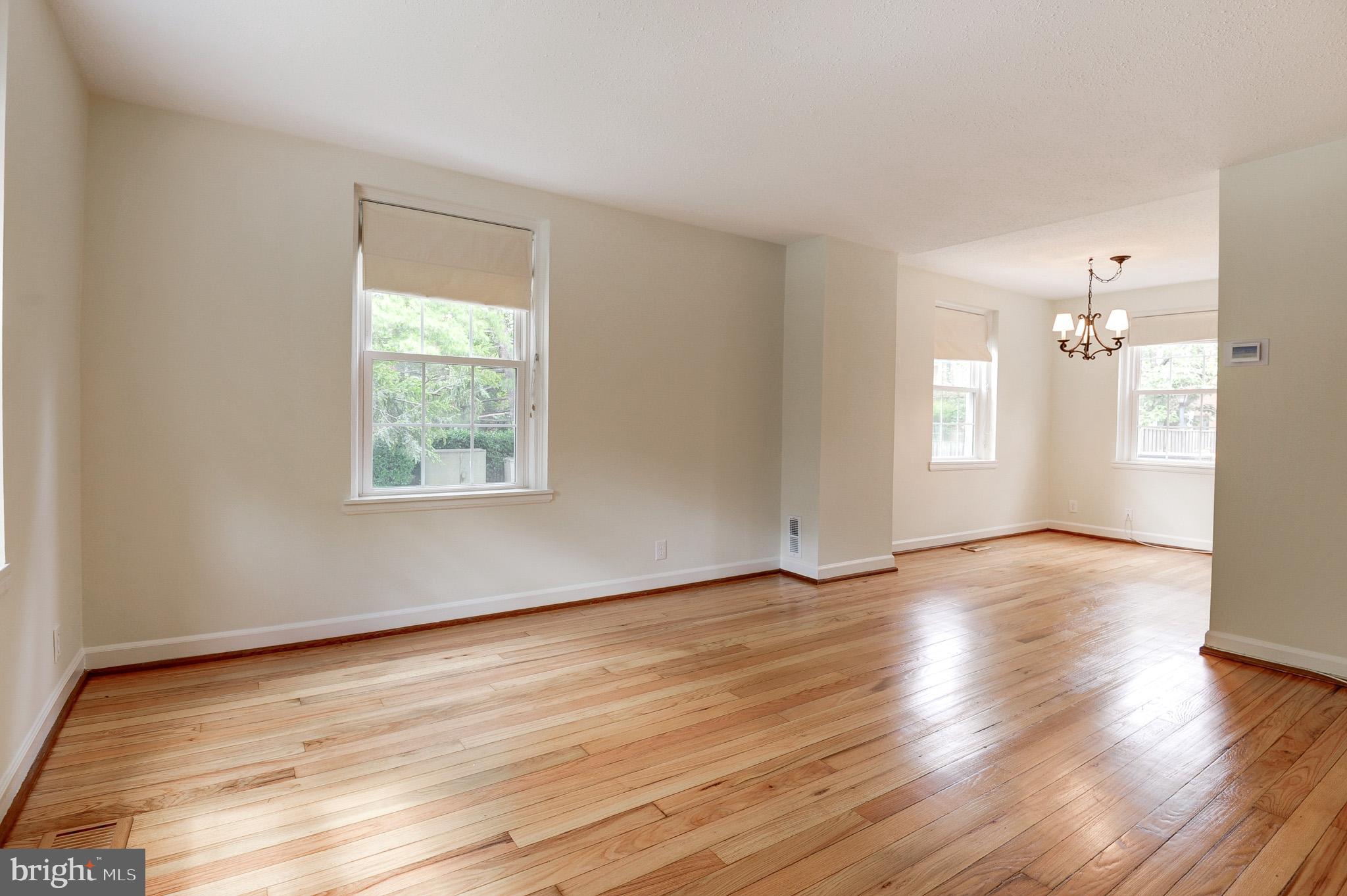 FAIRLINGTON VILLAGE - Residential