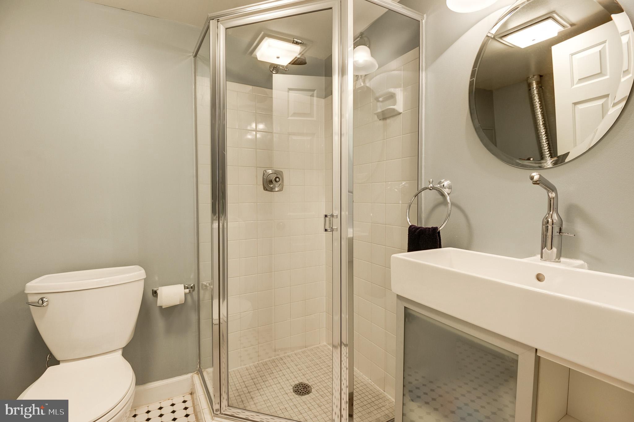 FAIRLINGTON VILLAGE - Residential