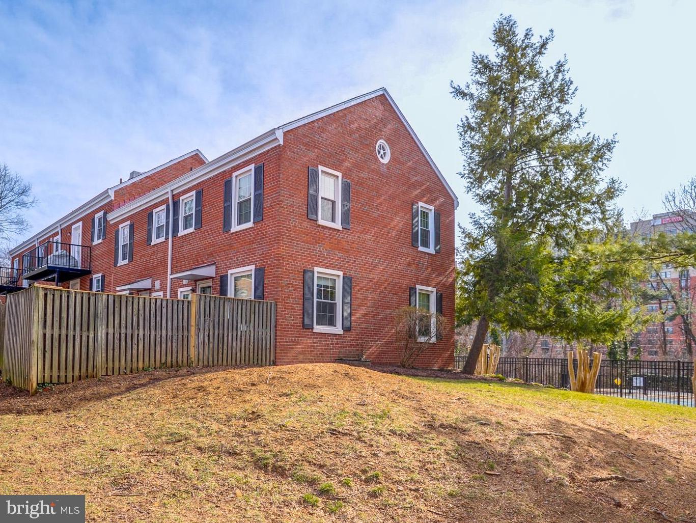 4911 29TH ROAD S