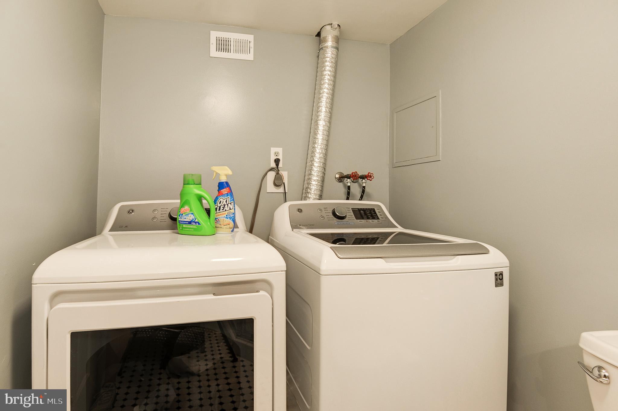 FAIRLINGTON VILLAGE - Residential