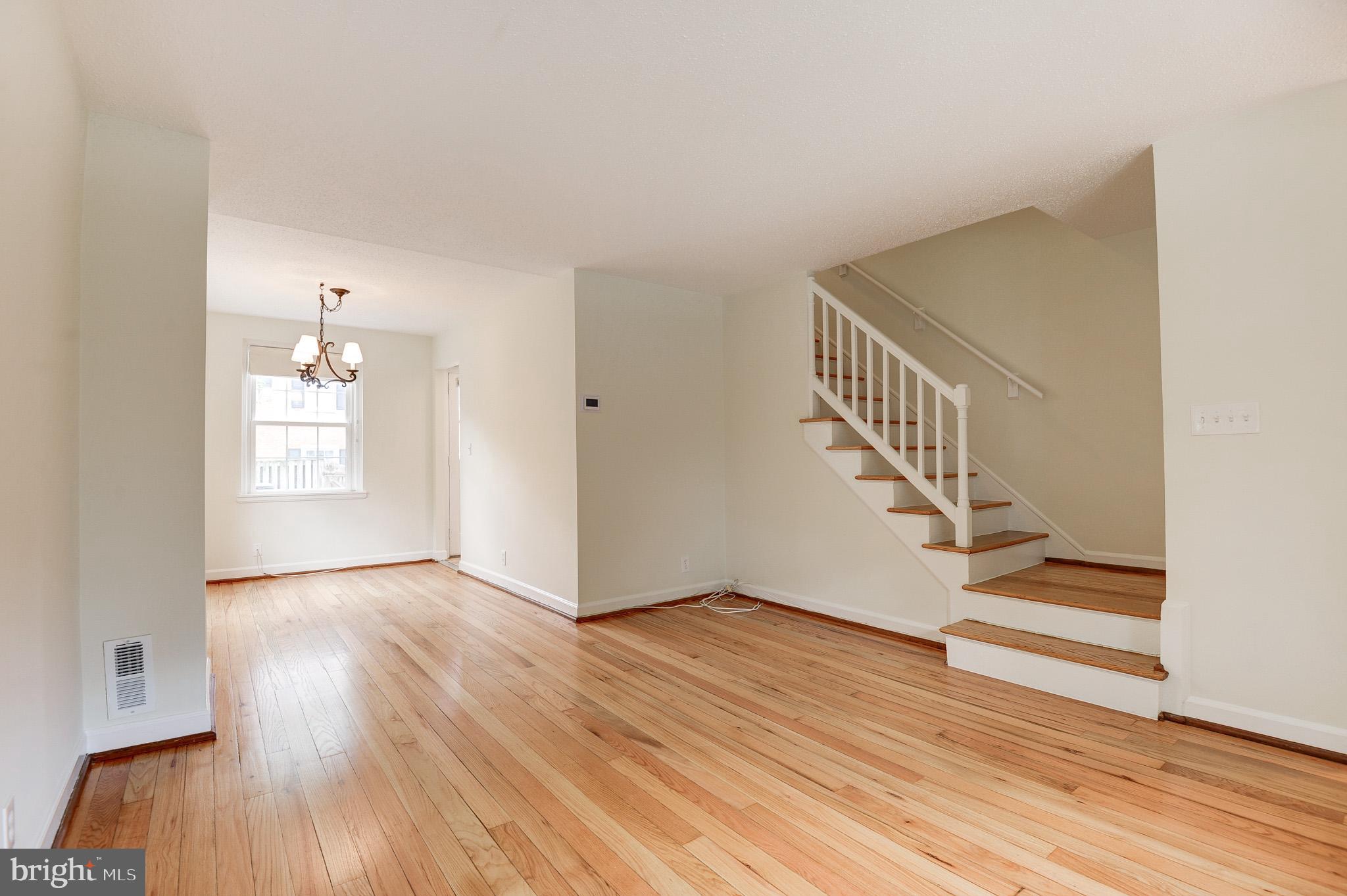 FAIRLINGTON VILLAGE - Residential