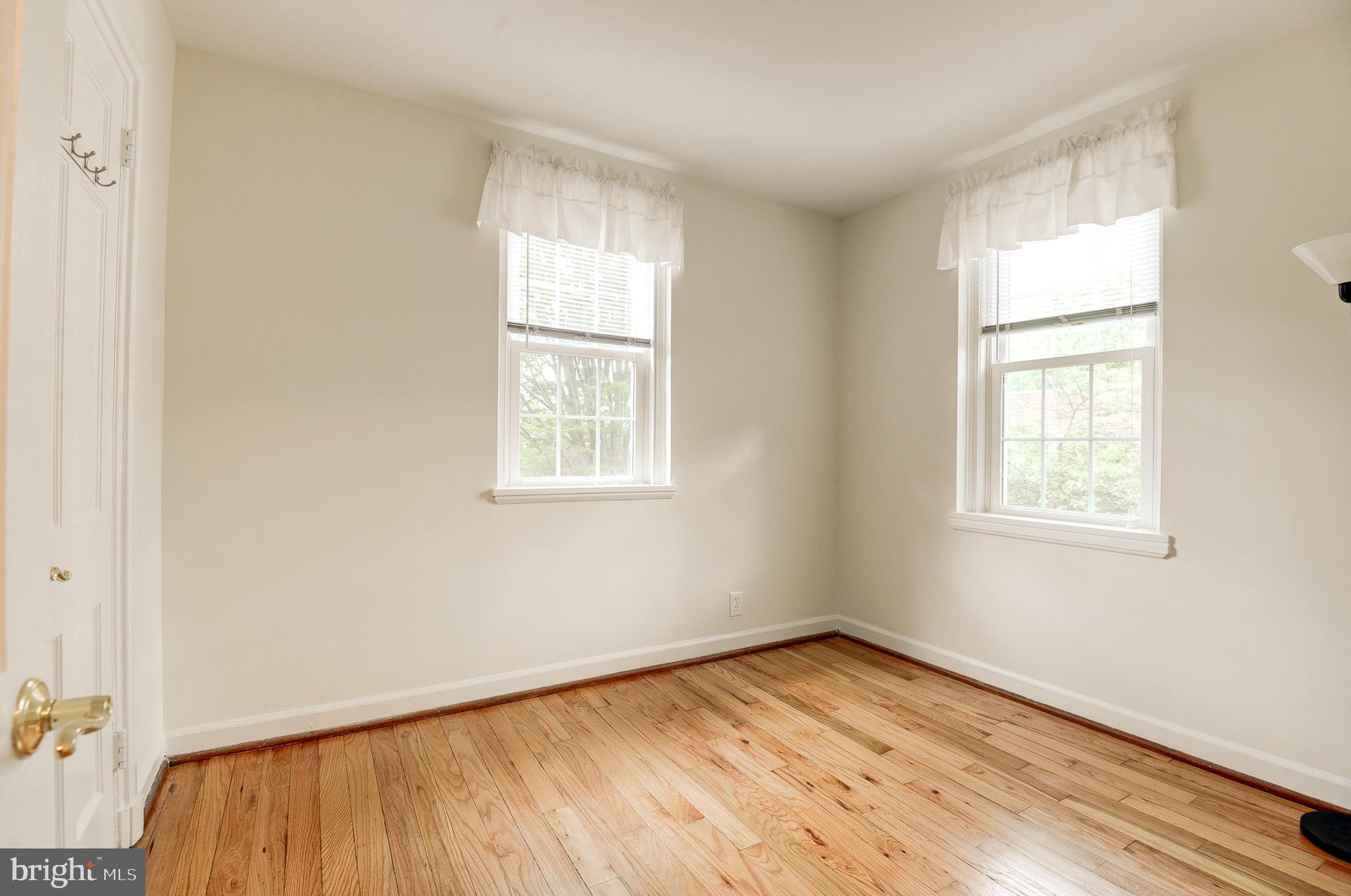 FAIRLINGTON VILLAGE - Residential