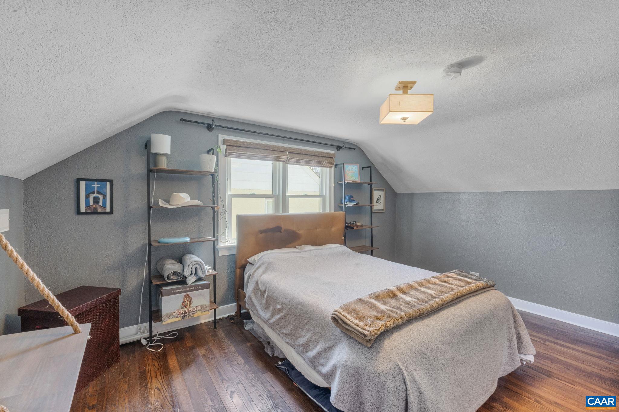 BELLMONT - Residential