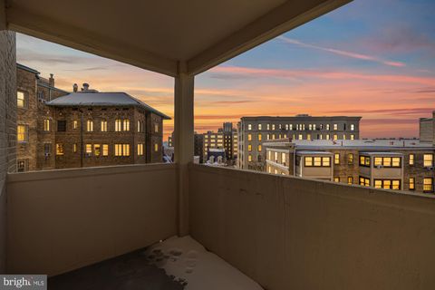 Photo of 1901 Columbia Road NW #602, WASHINGTON, DC 20009 (MLS # DCDC2245554)