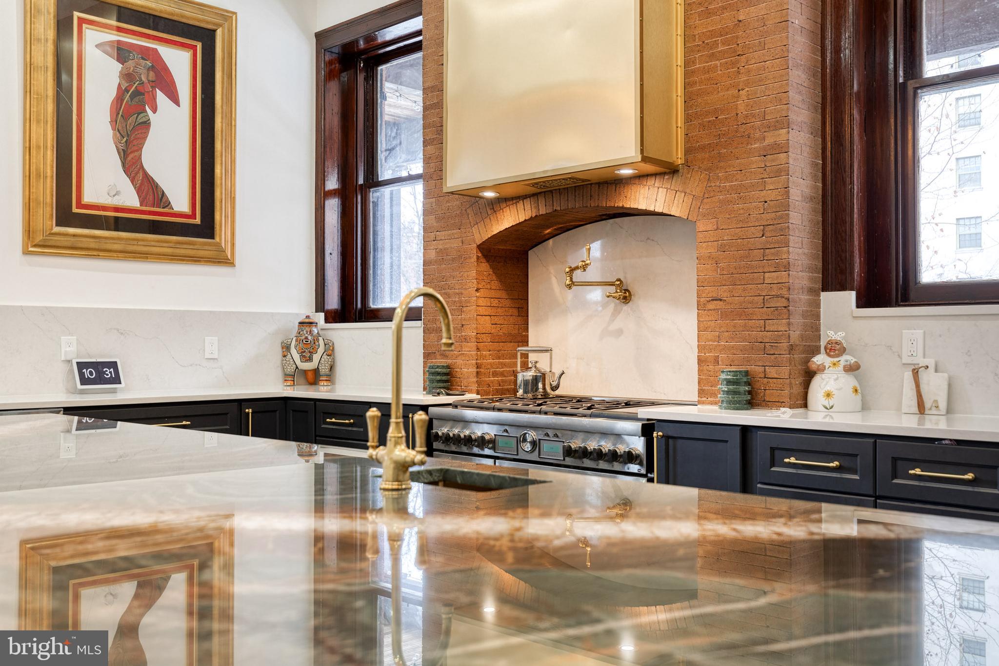 RESERVOIR HILL - Residential