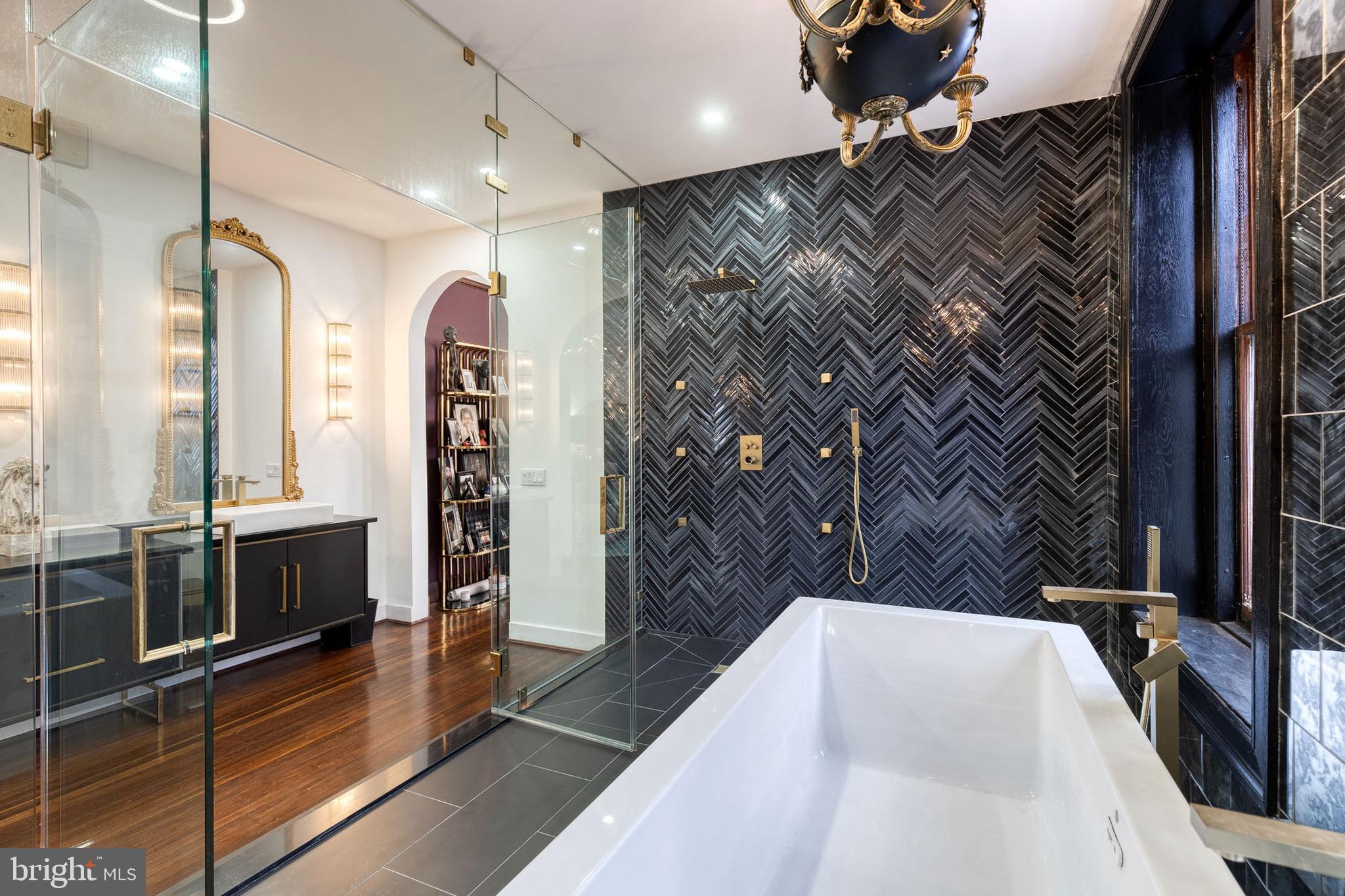 RESERVOIR HILL - Residential