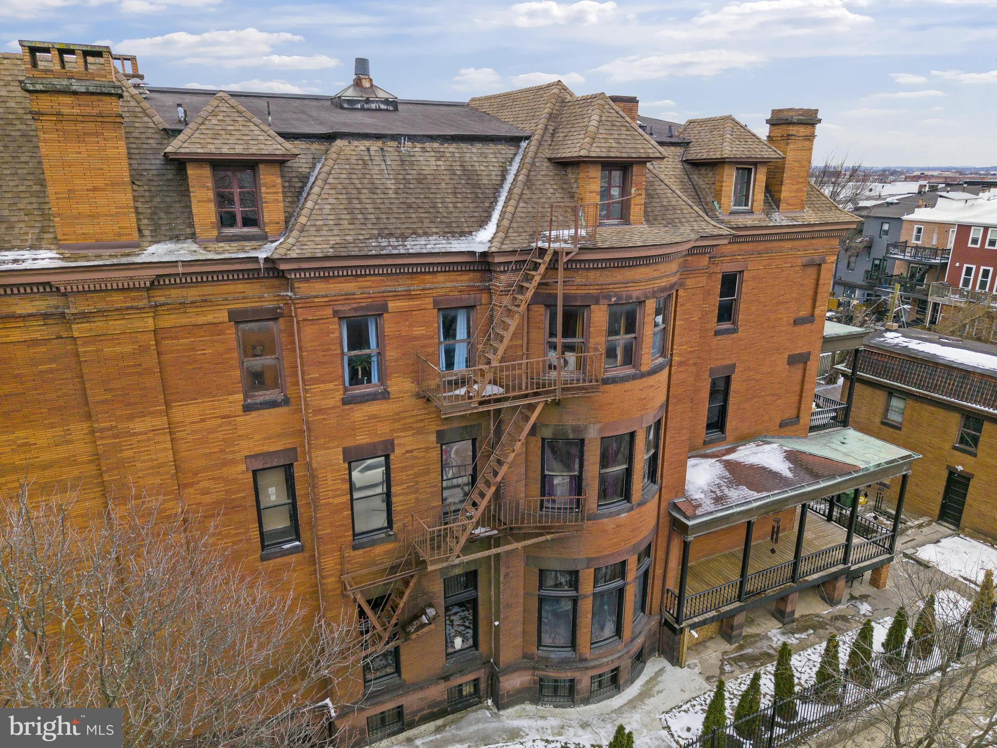 RESERVOIR HILL - Residential