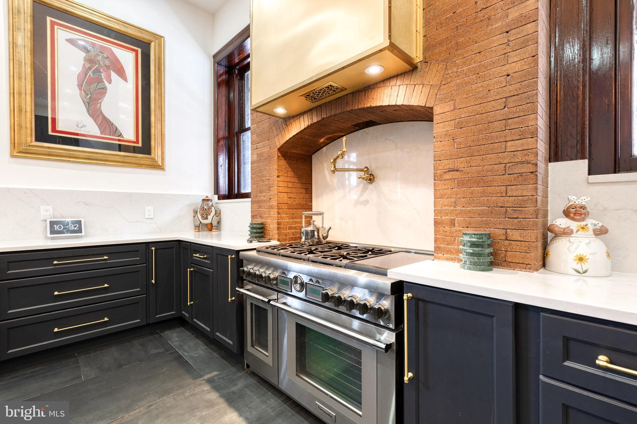 RESERVOIR HILL - Residential