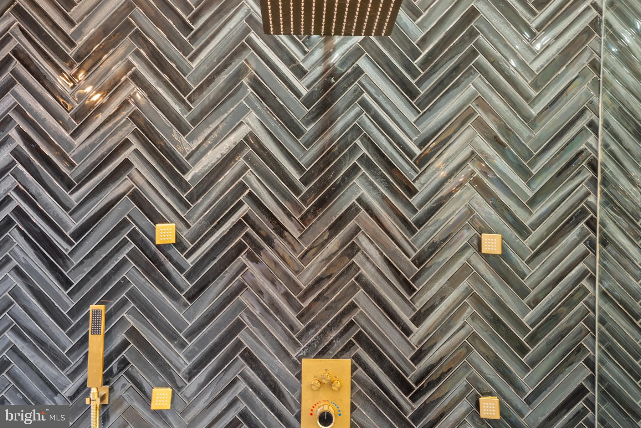 RESERVOIR HILL - Residential