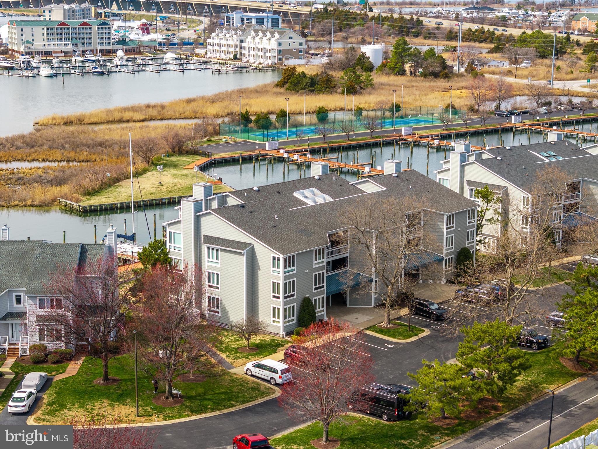 OYSTER COVE - Residential