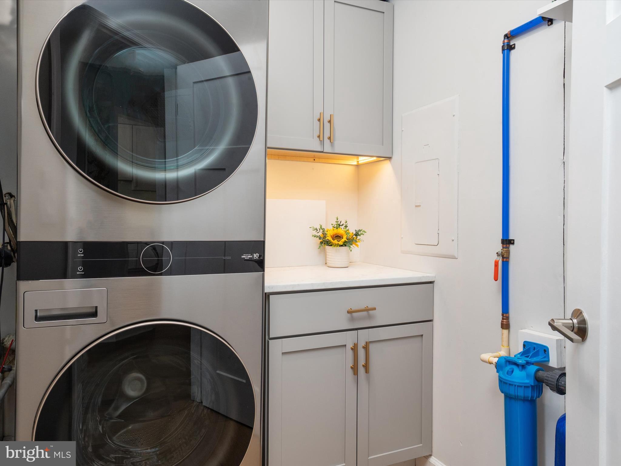 OYSTER COVE - Residential