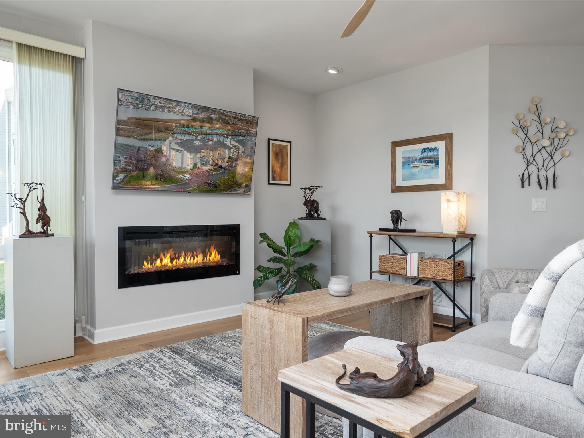 OYSTER COVE - Residential