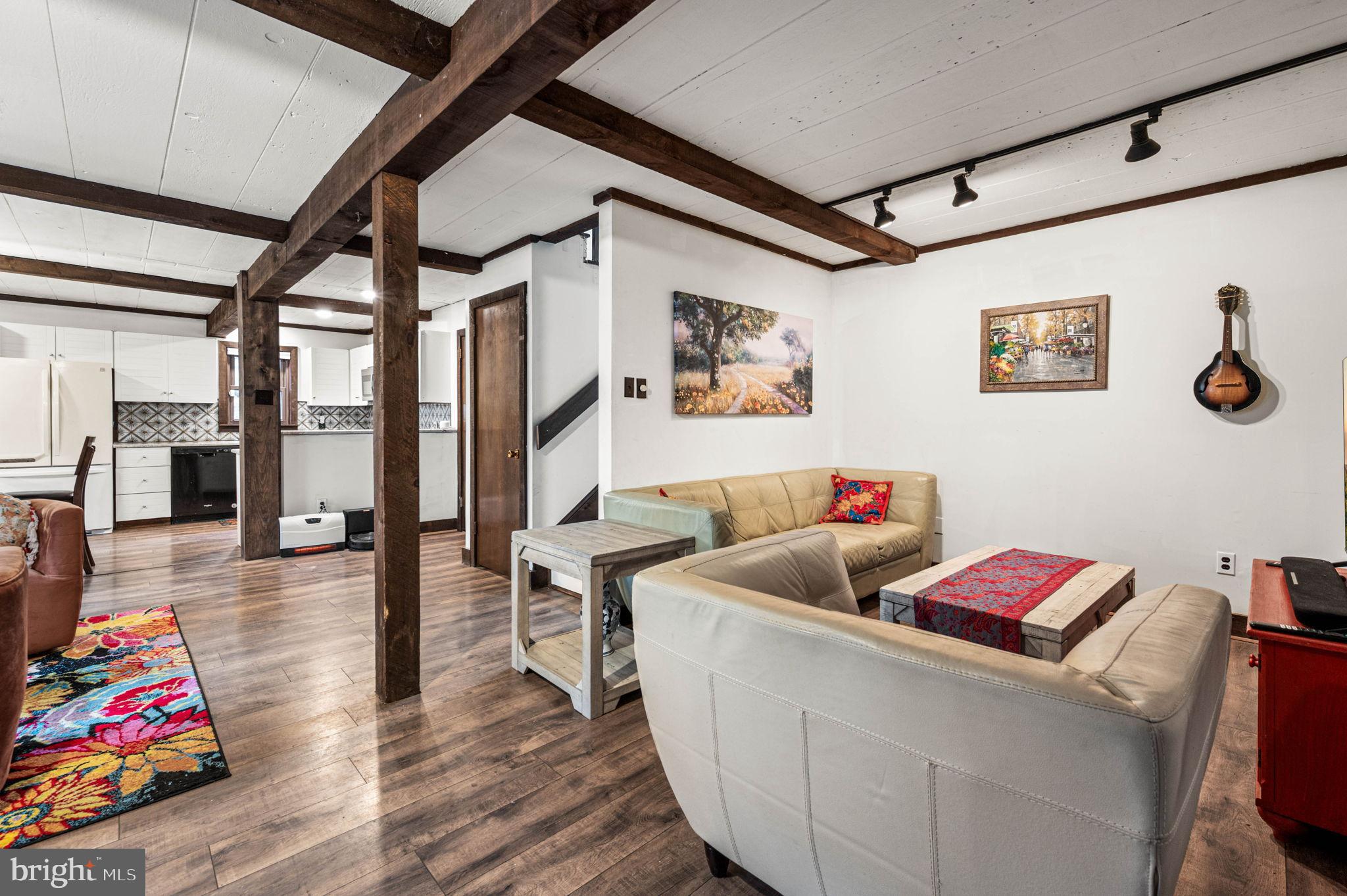 CEDAR HILL - Residential