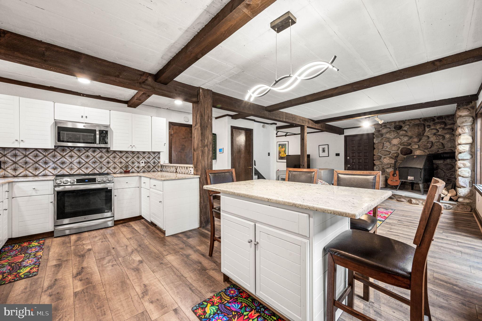 CEDAR HILL - Residential