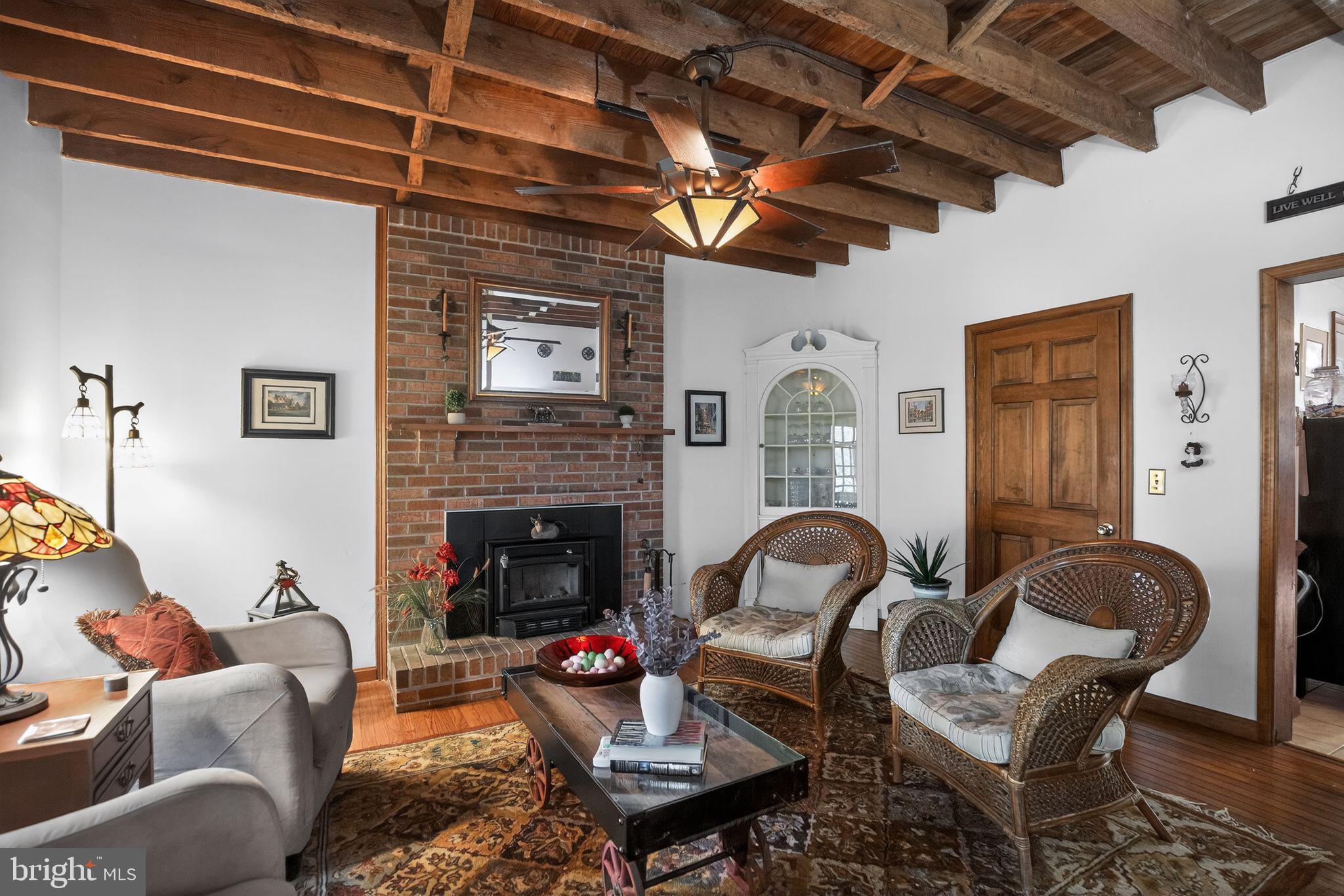 MINNEHAHA ACRES - Residential