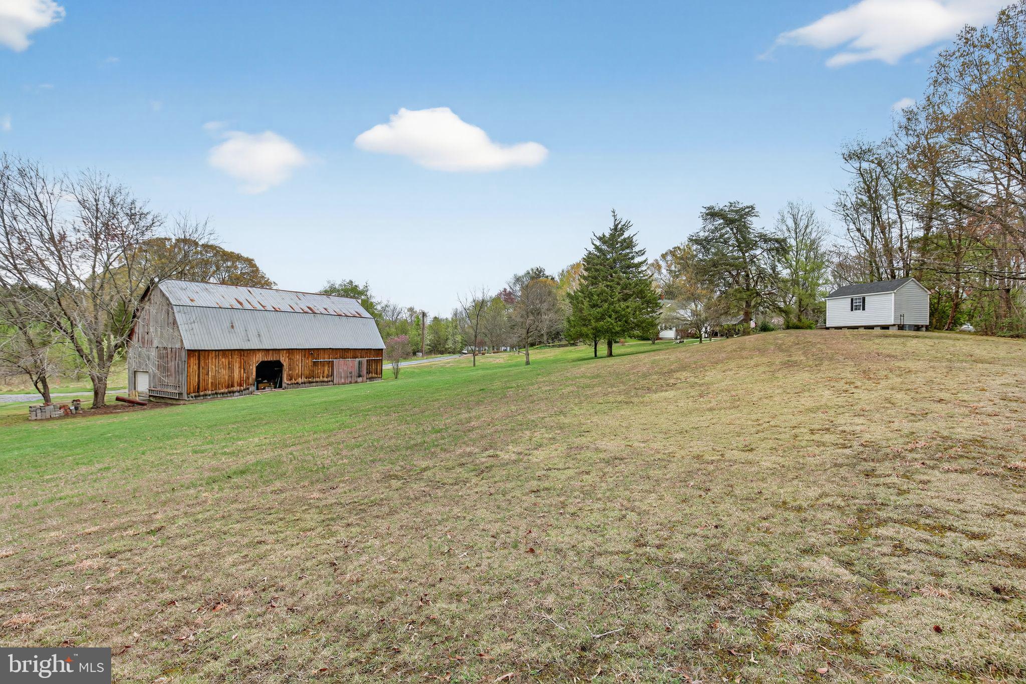 MINNEHAHA ACRES - Residential