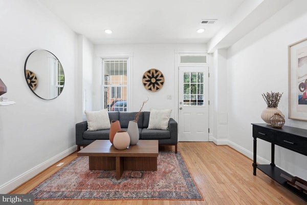 1823 GALES ST NE, WASHINGTON, DC 20002 - Image b1098faeba8a714fa8912847ef4ef5cc/1434698819