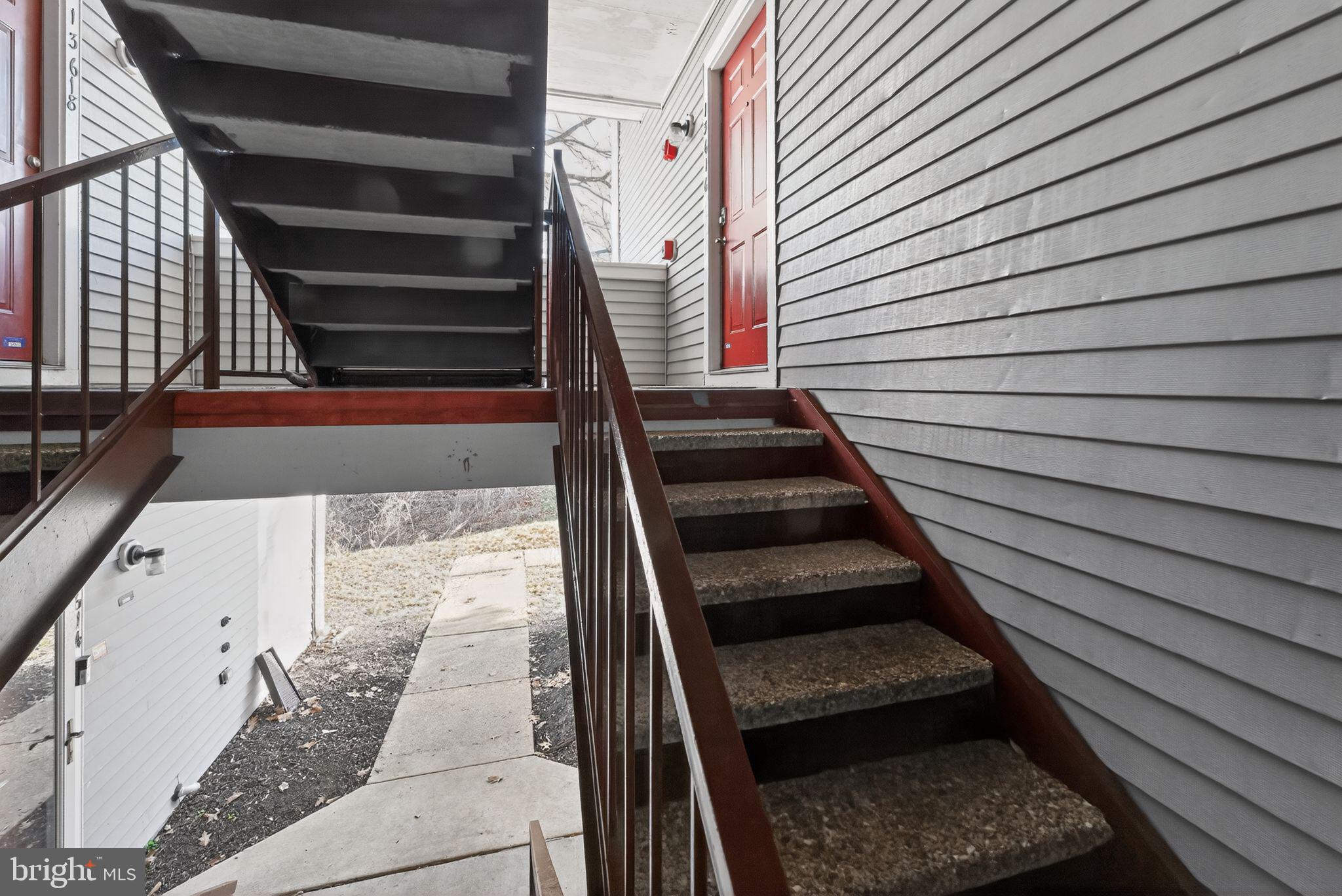 13616 LORD STERLING PLACE 11-8