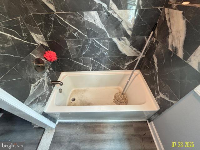 OVERLEA - Residential