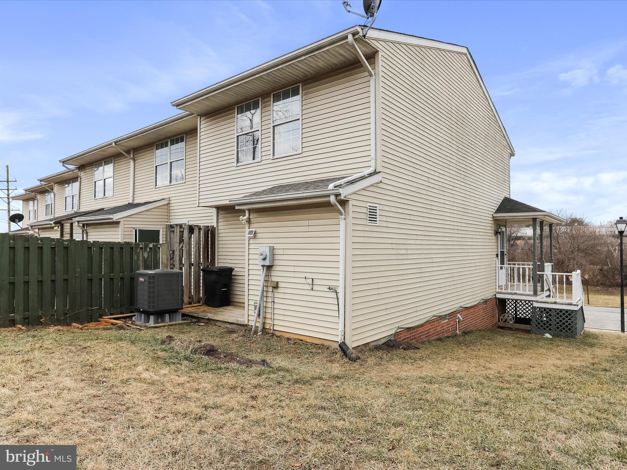 WILLOW BROOK - Residential