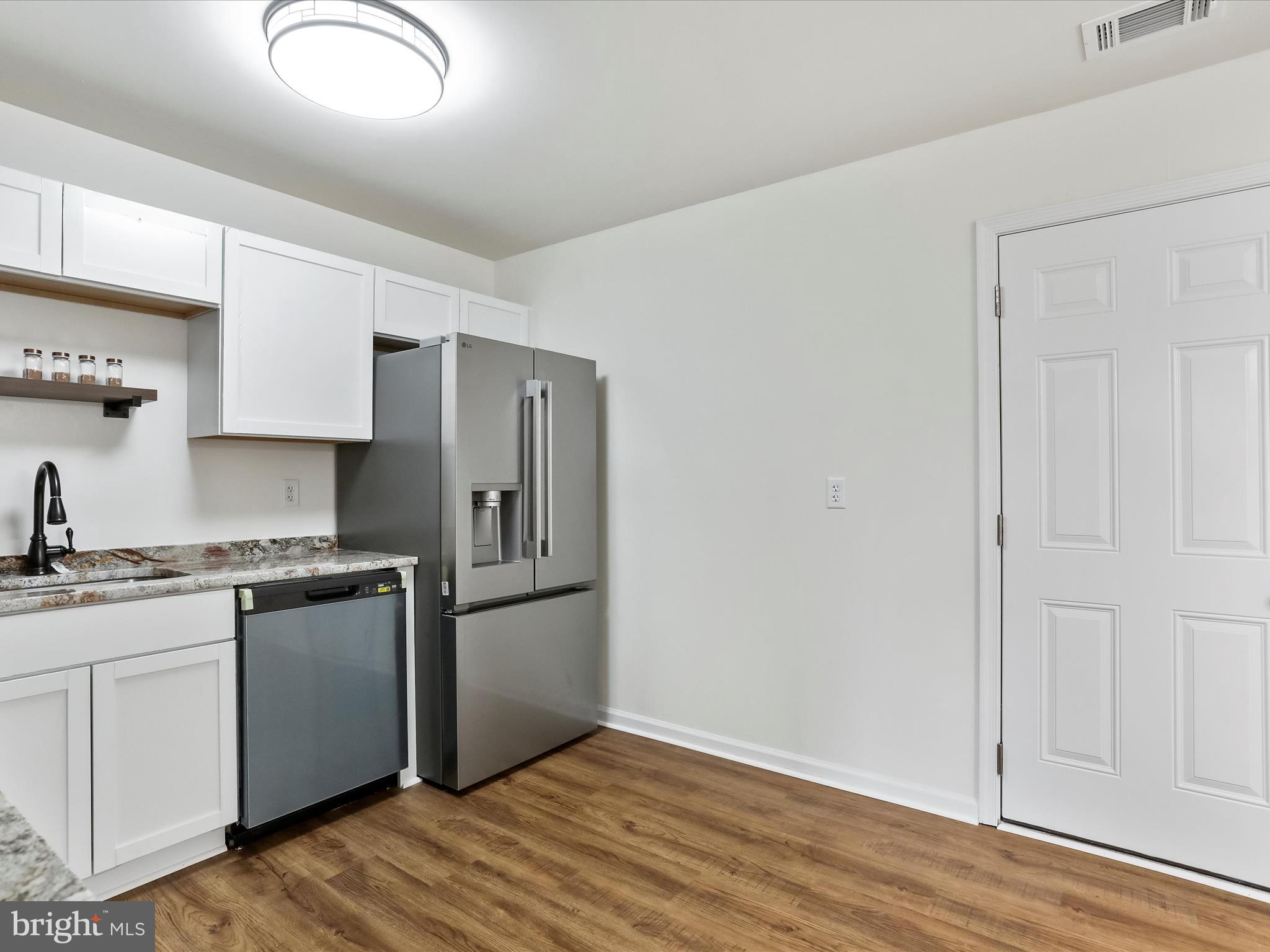 WILLOW BROOK - Residential