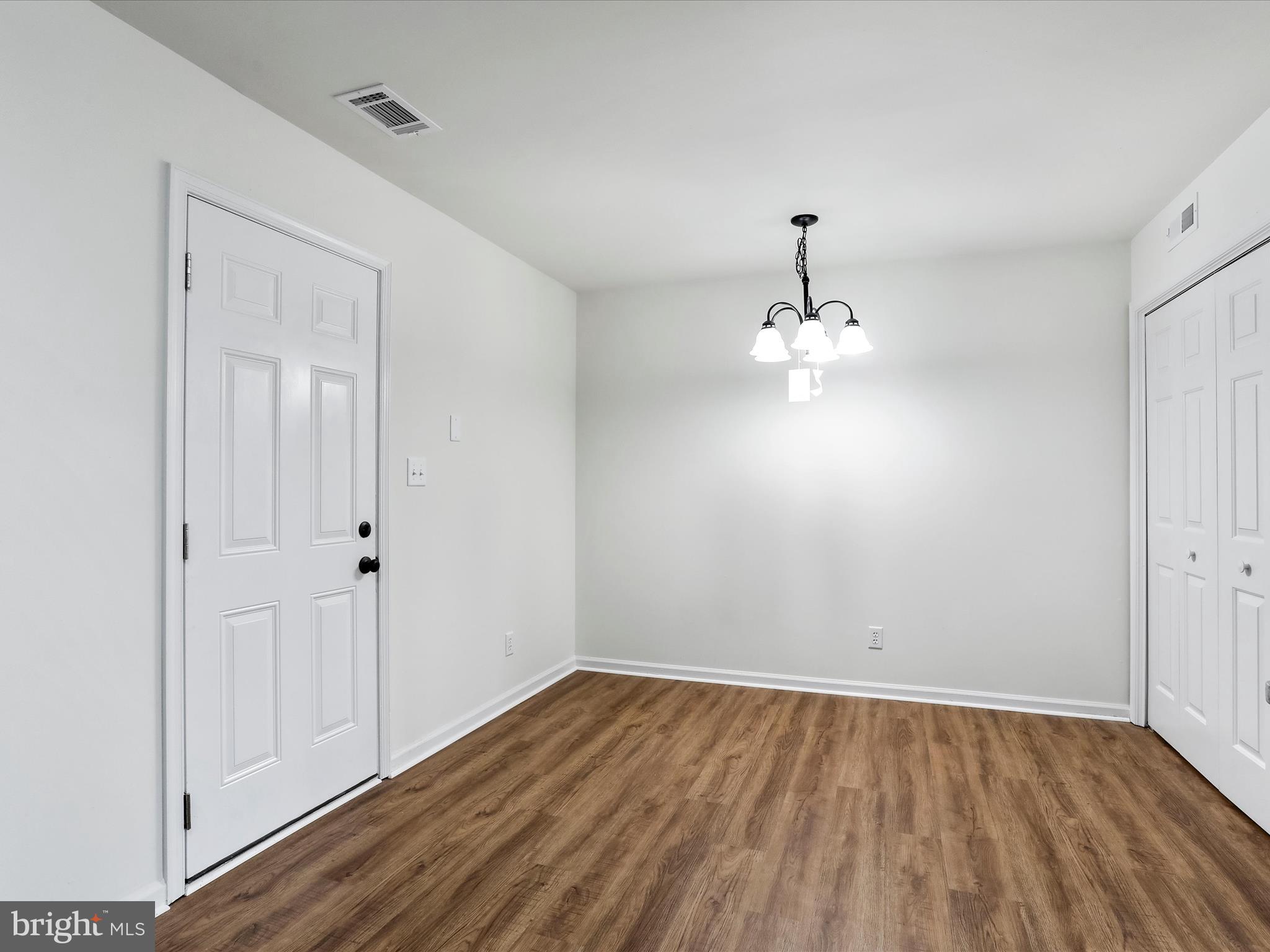 WILLOW BROOK - Residential