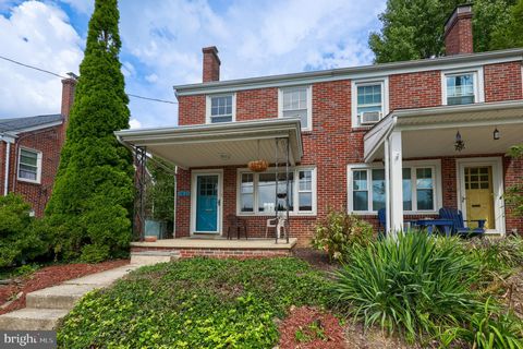 Photo of 1011 Maple Avenue, LANCASTER, PA 17603 (MLS # PALA2076648)