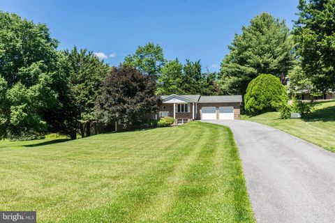 Homes For Sale - 1260 Campus Court<br/> WESTMINSTER, MD 21157