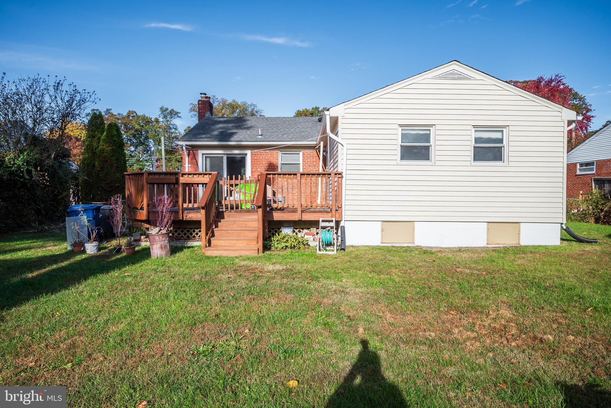 BROYHILL PARK - Residential