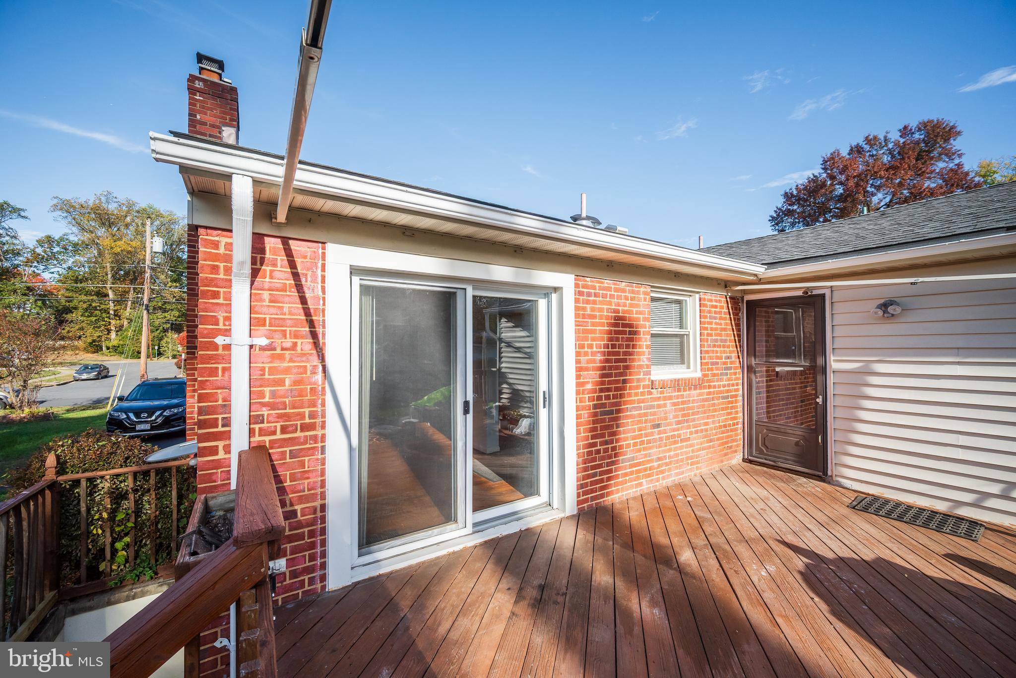 BROYHILL PARK - Residential