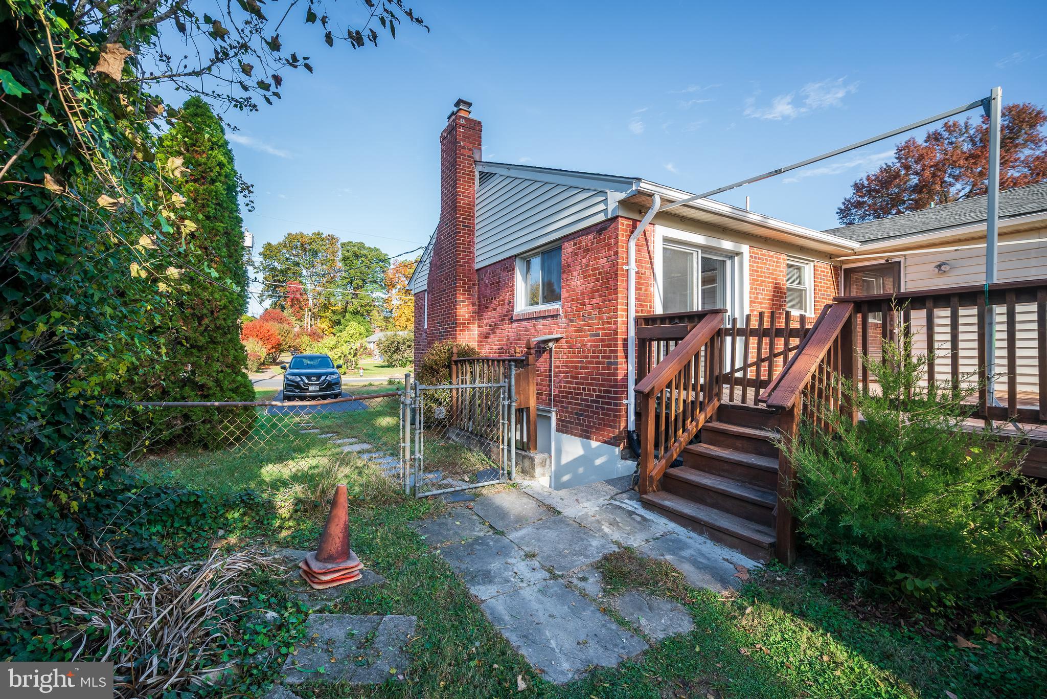 BROYHILL PARK - Residential