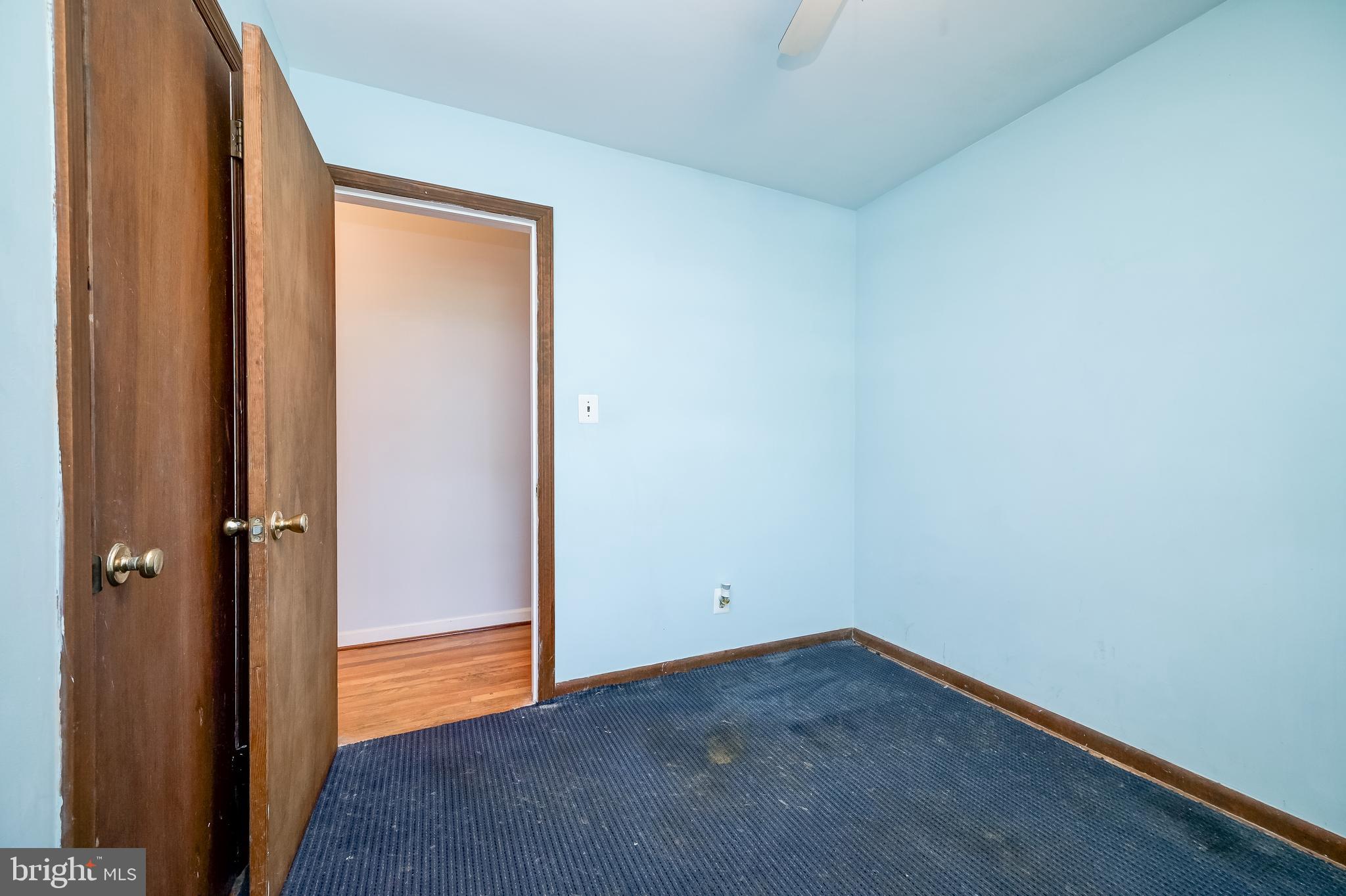 BROYHILL PARK - Residential