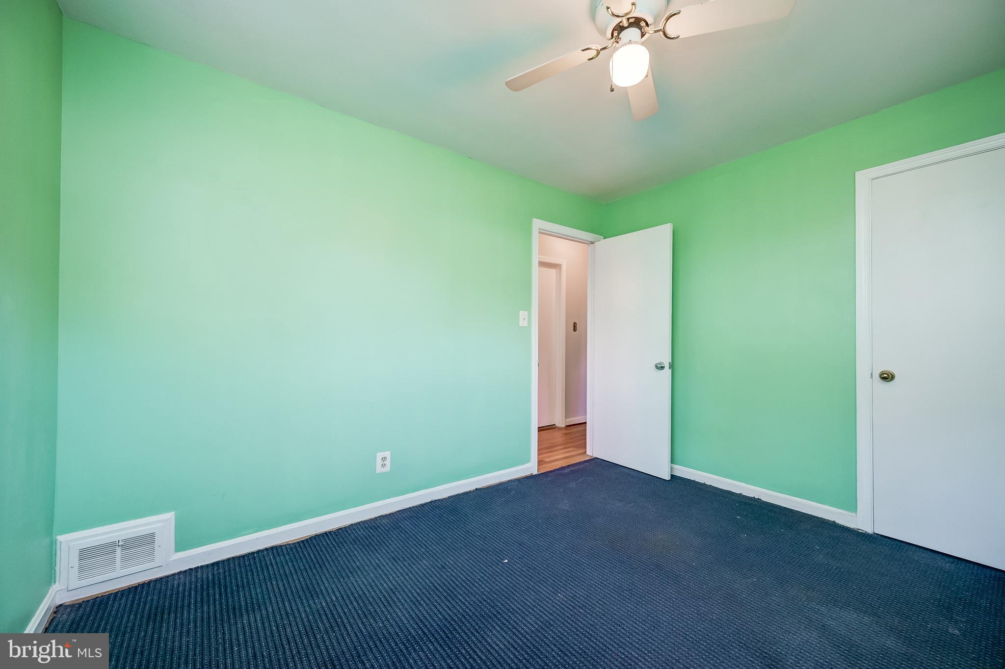 BROYHILL PARK - Residential