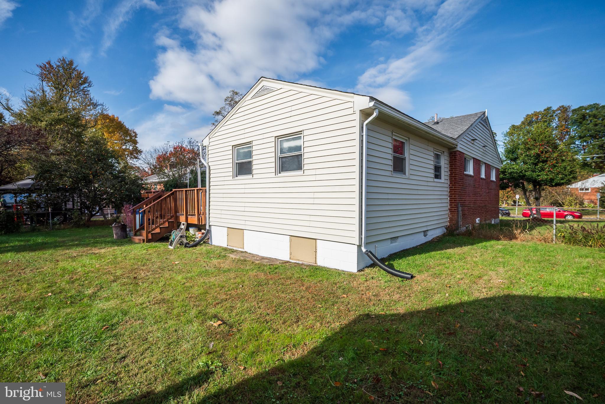 BROYHILL PARK - Residential