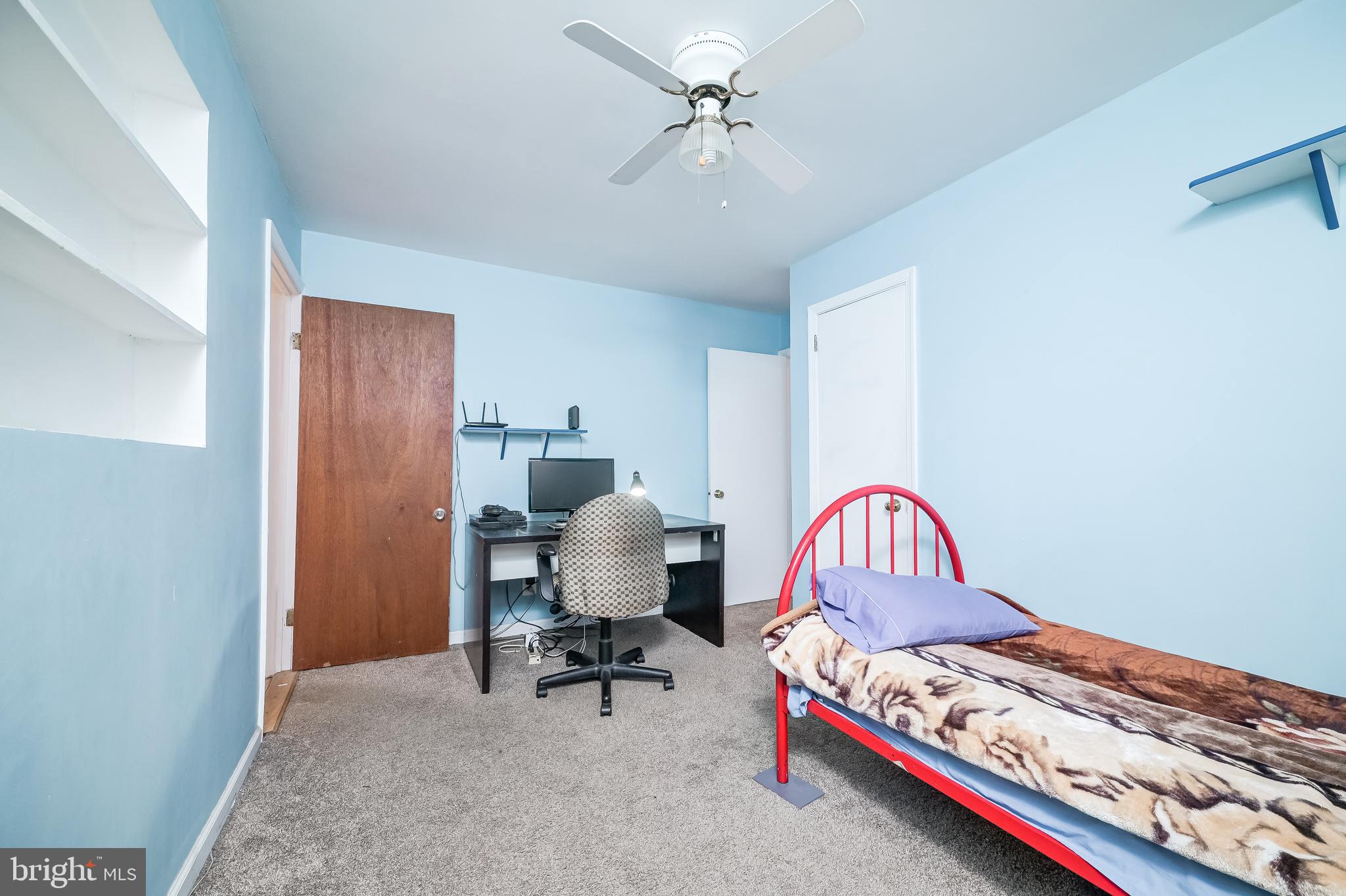 BROYHILL PARK - Residential