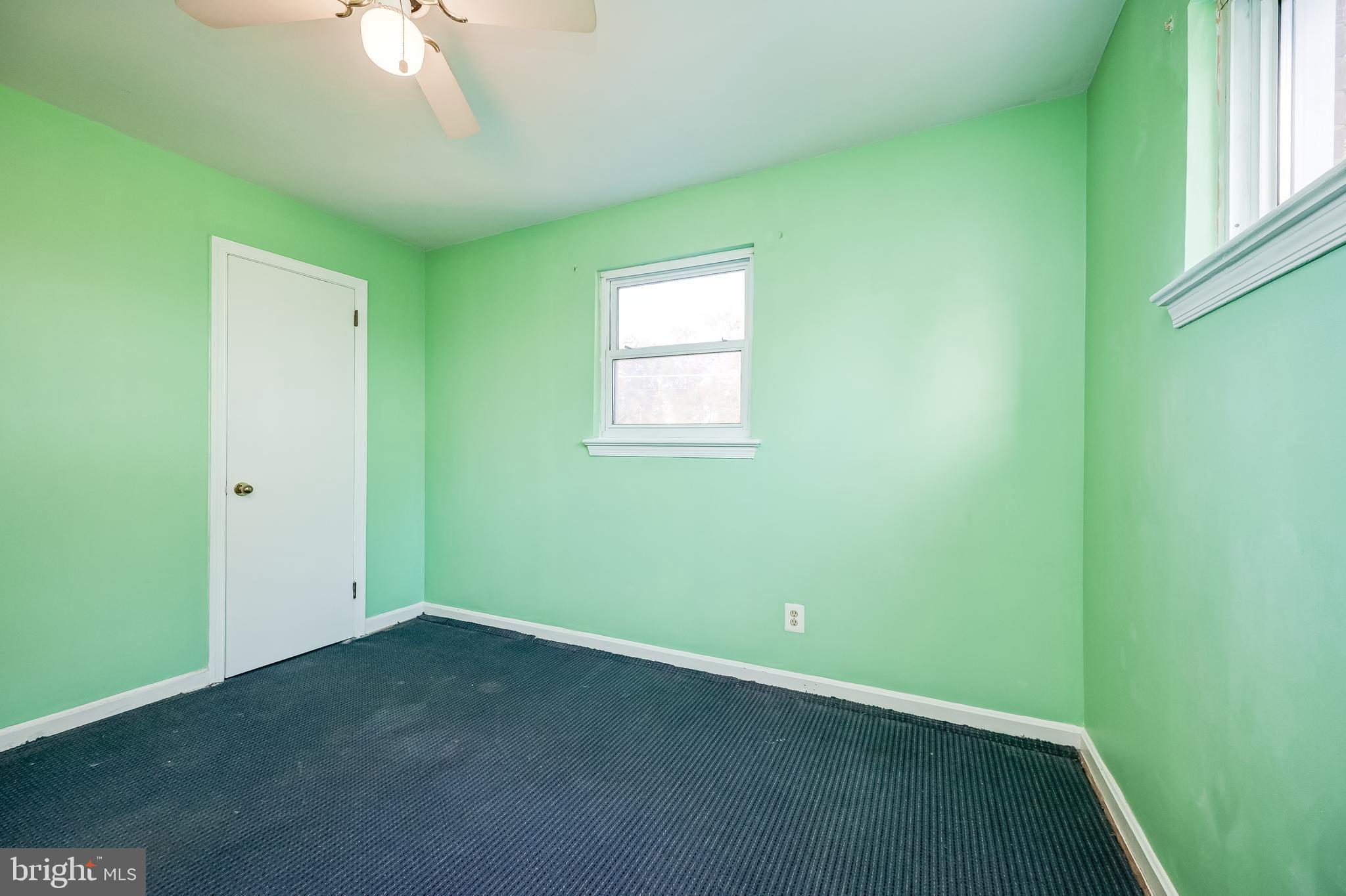 BROYHILL PARK - Residential