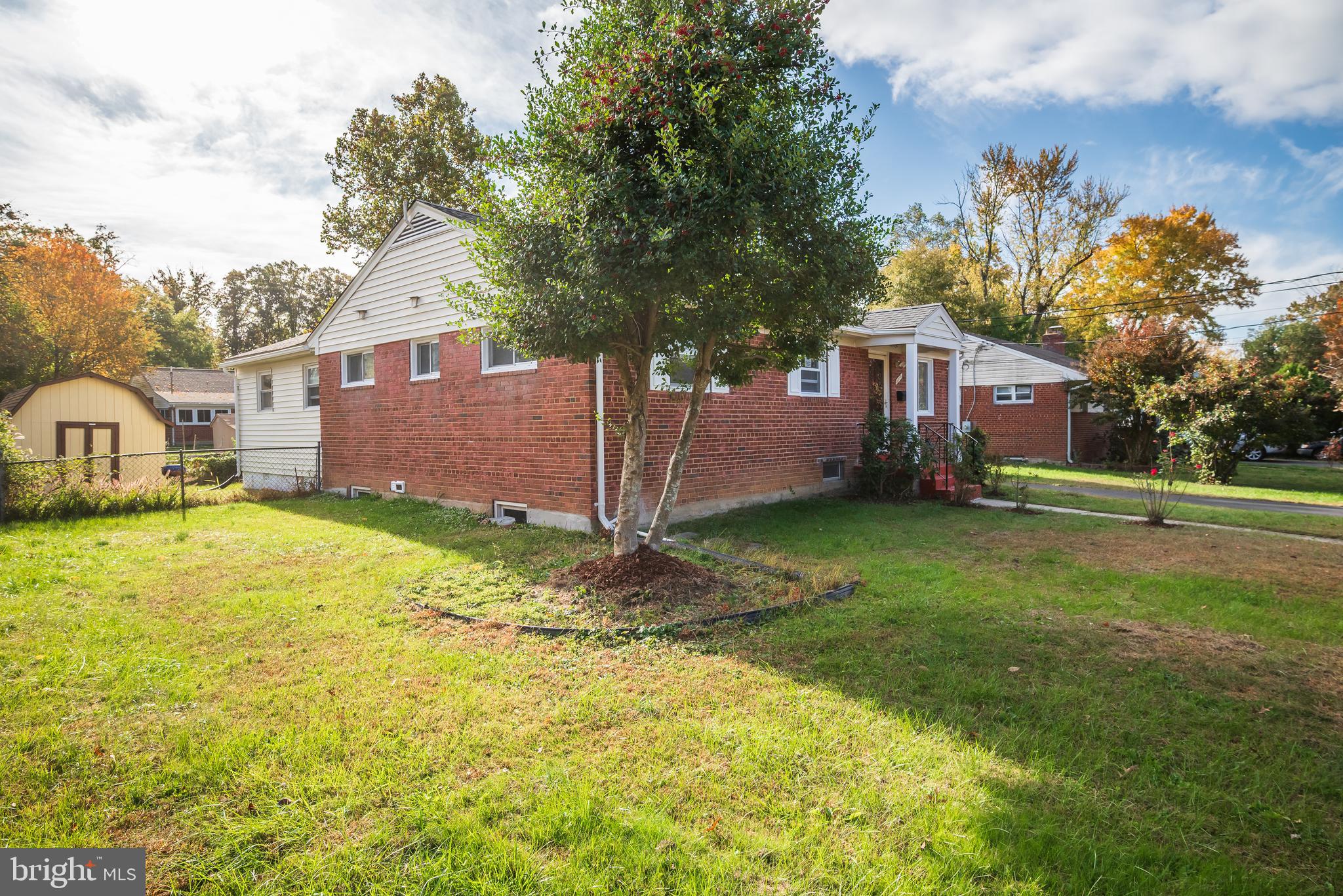 3215 PARKWOOD TERRACE