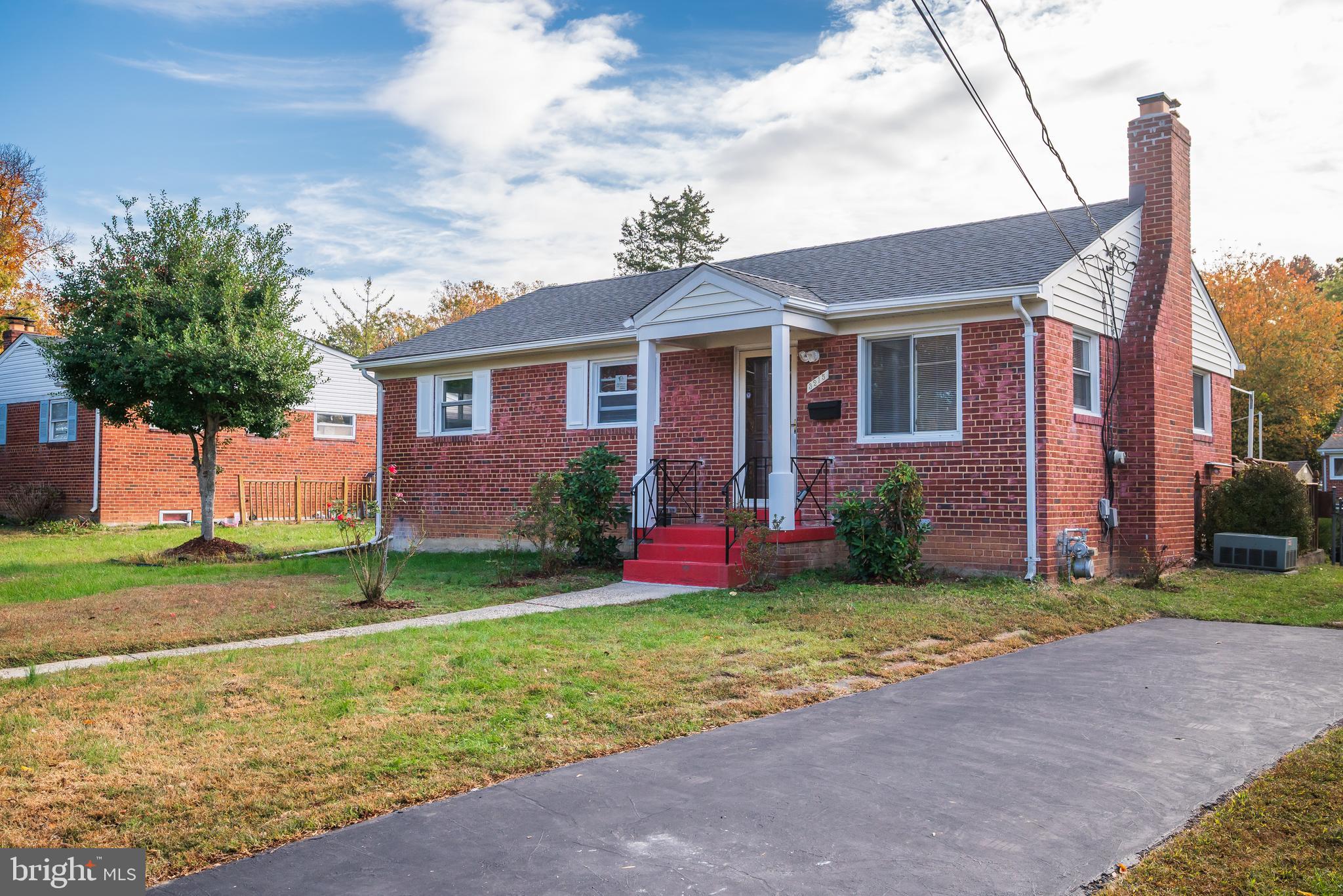 BROYHILL PARK - Residential