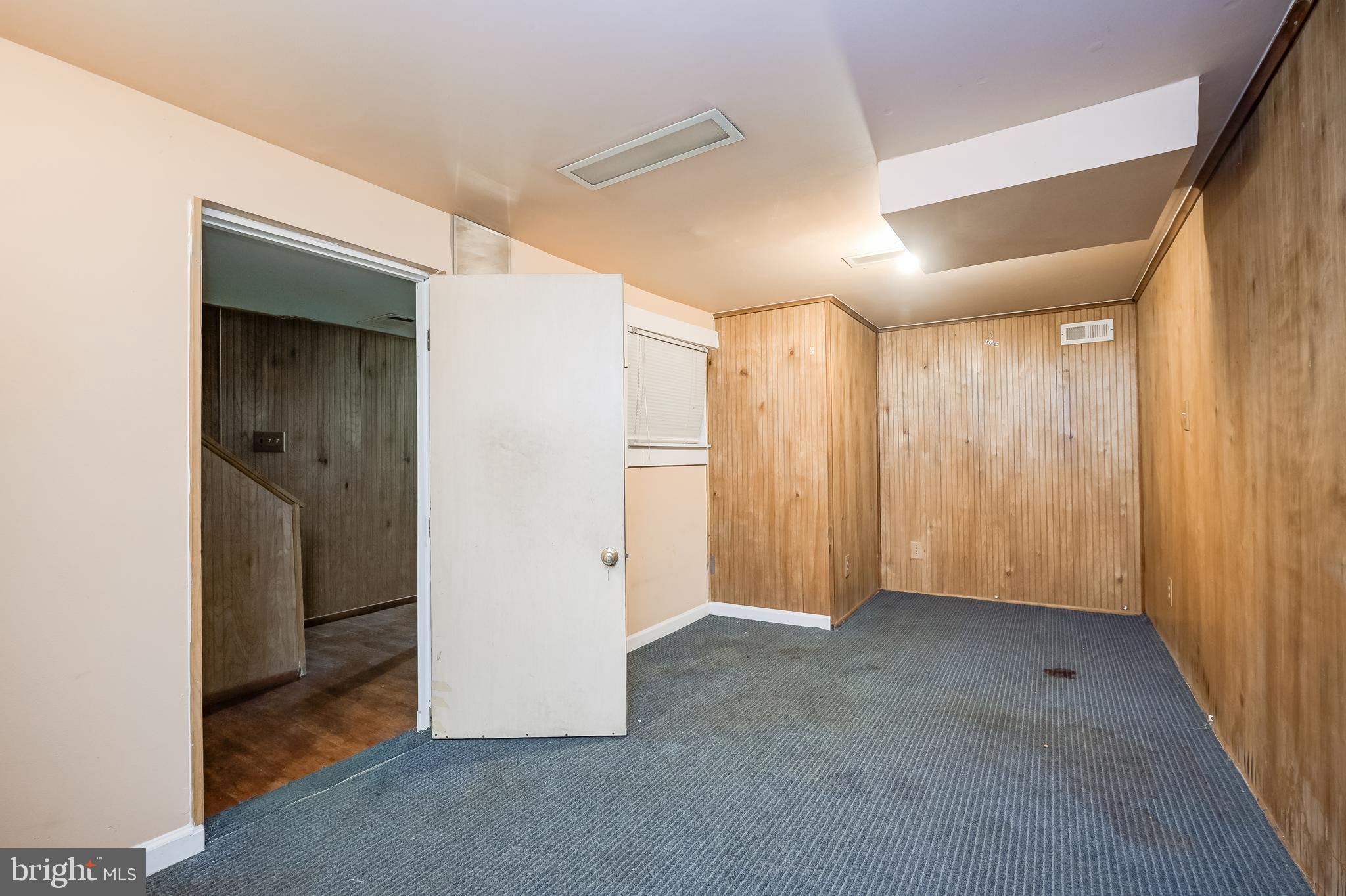 BROYHILL PARK - Residential