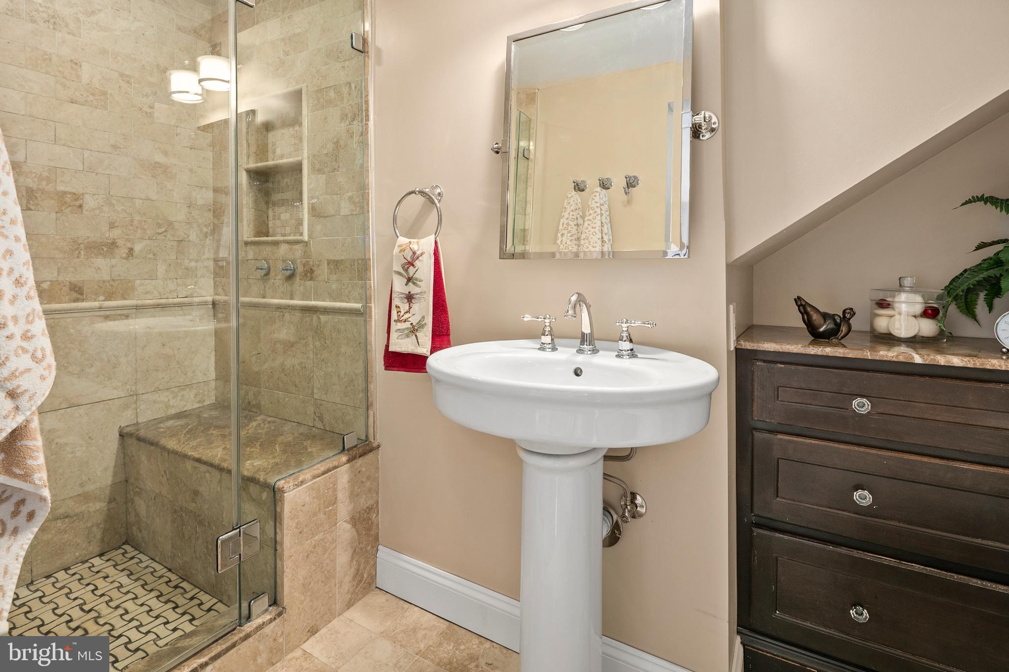 BON AIR - Residential