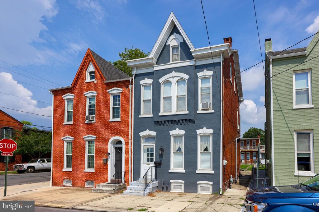 Photo of 803 LOCUST ST, COLUMBIA, PA 17512 (MLS # PALA2037594)