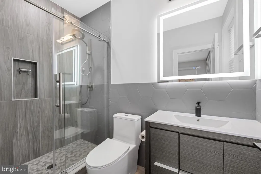Additional image 19 of 865 Summit Avenue Unit 1, Jersey City, NJ 07307