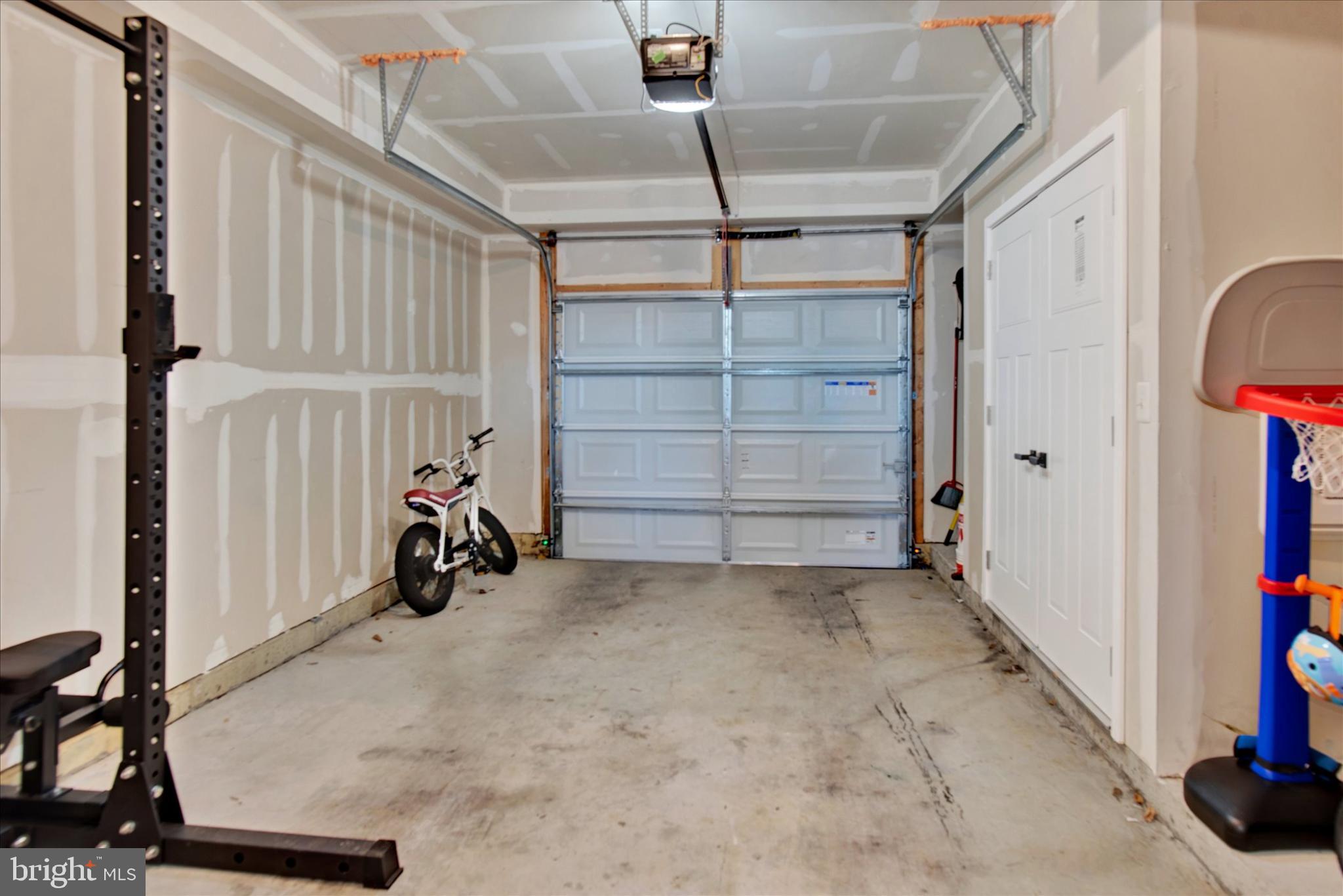 SUMMERFIELD - Residential