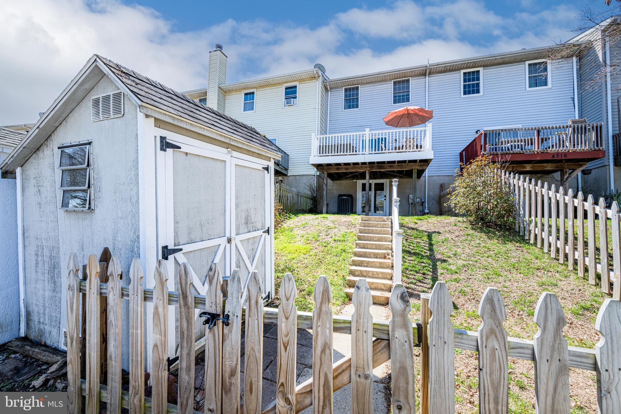 KIMBERLY VILLAGE - Residential